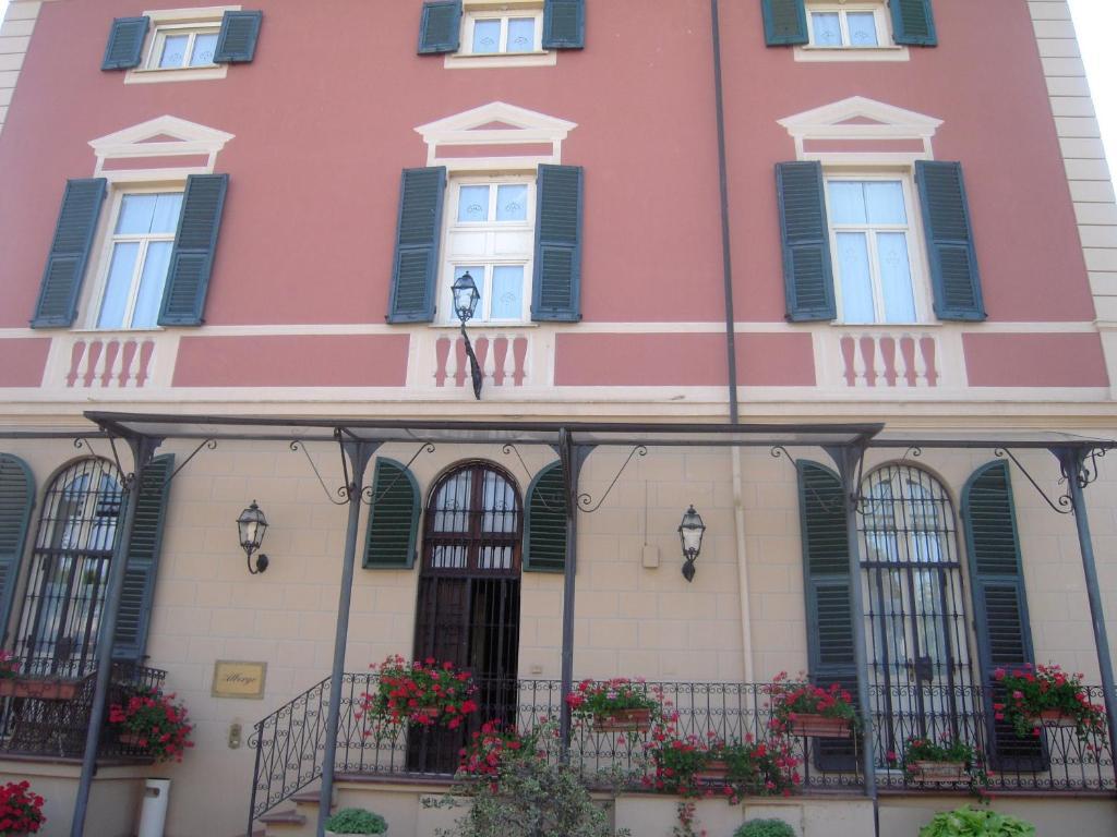 Villa Viola Tortona Exterior photo