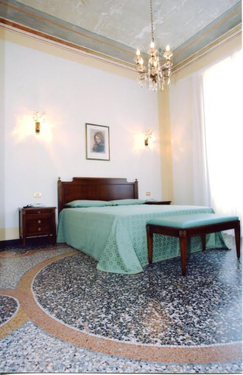 Villa Viola Tortona Room photo