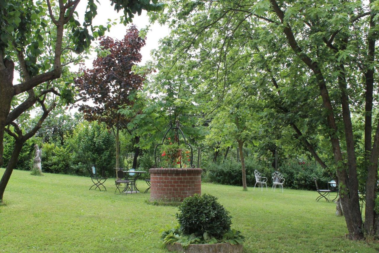 Villa Viola Tortona Exterior photo